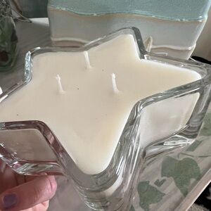 Hand Crafted Organic Beeswax Candle - light peppermint scent